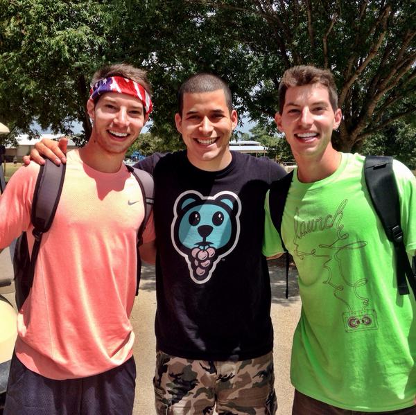 DudePerfect's tweet photo. Twins had a great weekend hanging with @JeffersonBethke. He's a boss. #Launch14 http://t.co/4z7Mh1pxnx