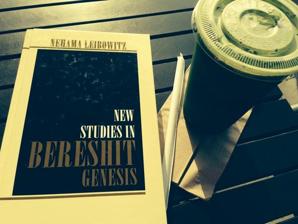 HeaRabbi's tweet image. Ain Torah Ain Kemach. Ain Kemach Ain Torah. Which is more nourishing? #questionstoponder #whatrabbisdo #HHDprep
