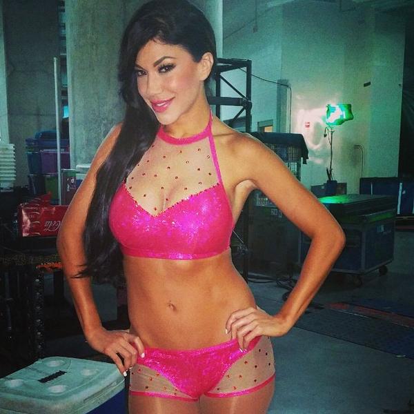 Rosa mendes topless