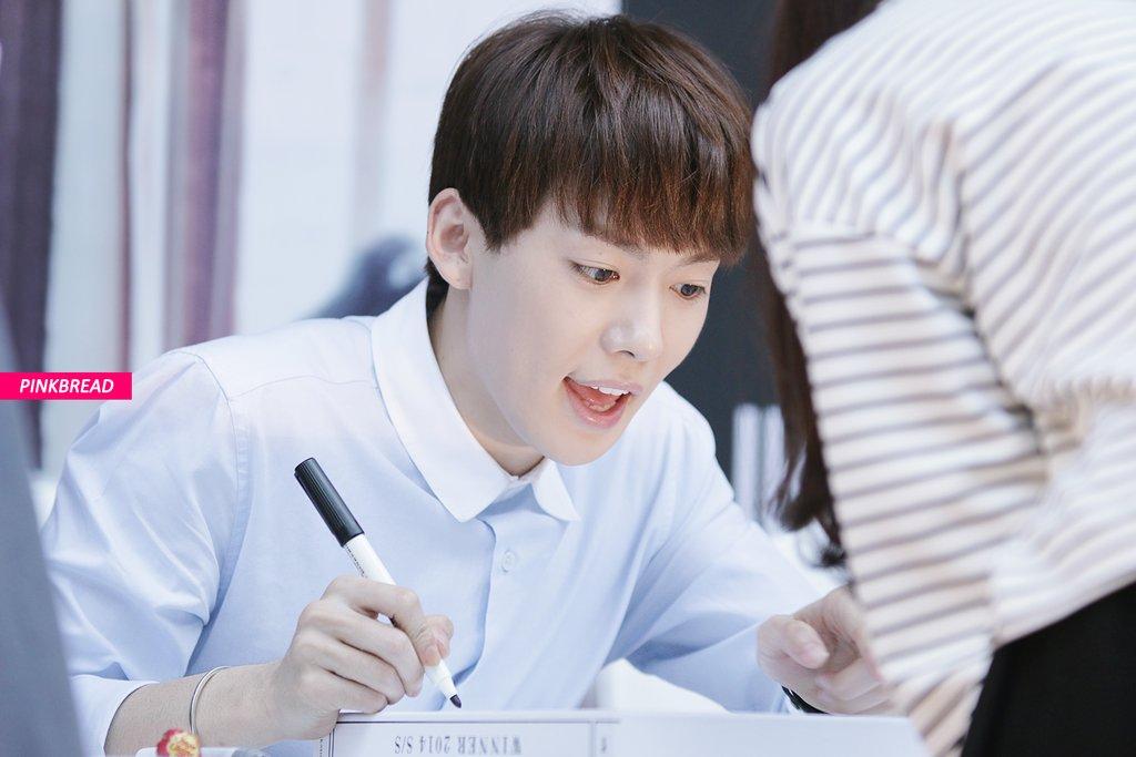 BwijdXDCcAE-VDR.jpg:large