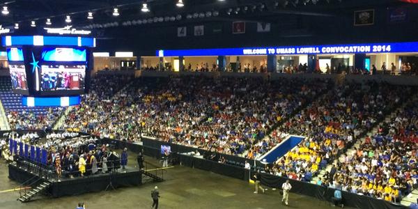 RiverHawkNation's tweet photo. Wow! Imagine all these students at the @RiverHawkHockey #HomeOpener vs BC! #UMLConvocation #Classof2018 #UnitedInBlue http://t.co/gEQOY3x5NI