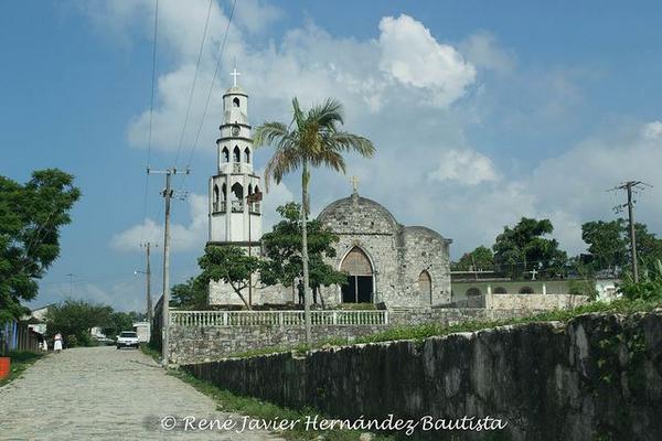 Ren_Cultura's tweet photo. Pueblo Tuzamapan (Xiloxochico) se localiza en el municipio de Cuetzalan del Progreso. http://t.co/ReTywzT0br