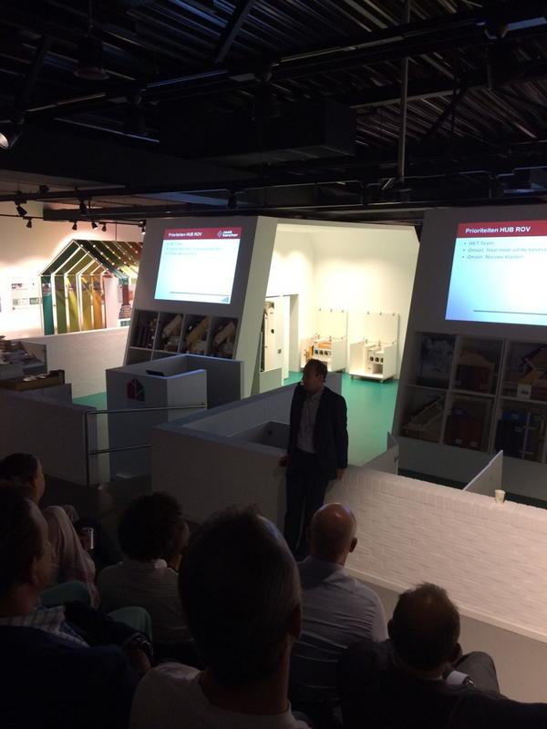 frankheidanus's tweet photo. Kick-off door @jelrikengbersen bijeenkomst @Raab_Karcher HUB Roosendaal met alle collega's in @RKB_Greenworks Academy http://t.co/2AHAUJaO11