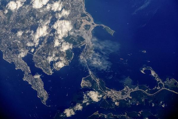 #Города России #Владивосток #МКС в блоге (Cities in Russia #Vladivostok #ISS HQ blog) #BlueDot artemjew.ru/2014/09/03/vla…