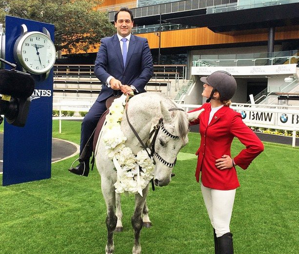 fitzywippakate's tweet image. #SydneySpring at Royal Randwick -  I&apos;m on a horse.