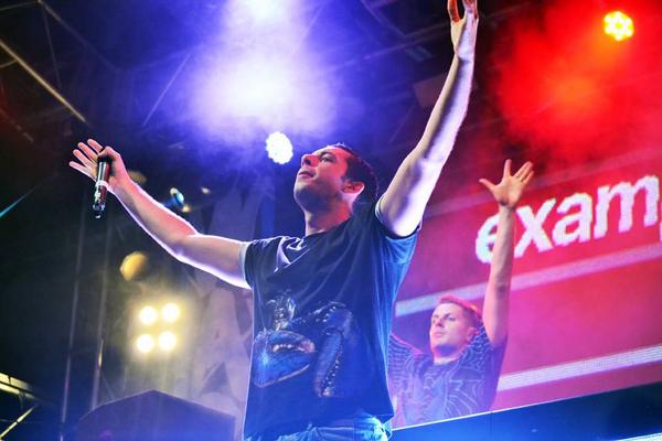 examplehungary's tweet photo. .@example + @samuelwire (DJ Wire) x @mallorcarocks '14 — click here for the gallery: http://t.co/OckkRA243U #MRocks14 http://t.co/BeLGEGfVR2