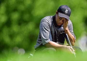 GolfersRelate's tweet photo. When your round starts falling apart on the back nine http://t.co/9zuLqdf1Tn