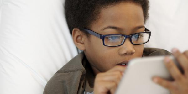 AlbanyMedUro's tweet photo. Study shows tablet-based games may relax kids before surgery. (@HuffPostParents) http://t.co/ulgj8jYTMi #Pediatrics http://t.co/NeYcMZdZOS