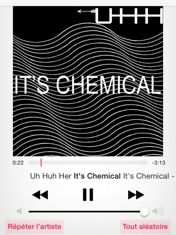 UHHFanFrance's tweet photo. My wife had surgery today! I'm alone tonight with my dinner and @UhHuhHerMusic #futuresouls http://t.co/SPFeal2Ctg