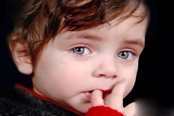 hyty7looh's tweet photo. #نقطة_ضعفي

طفل يبكي💔💔 http://t.co/tc53vrd3p7
