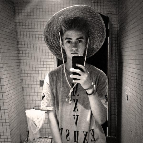JVCKJ tweet picture