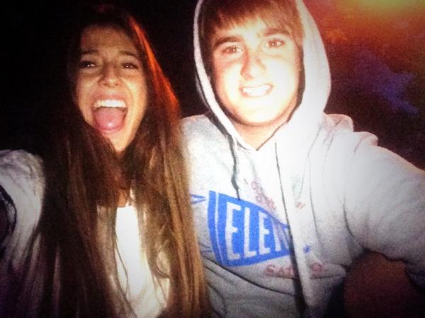nataob_97's tweet photo. Buueena visiitilla @achet59 @manugorostiza 🔝👌 http://t.co/a66jqteMBs