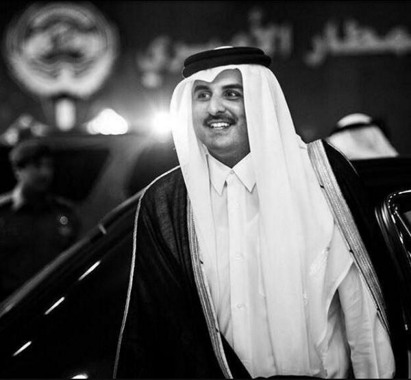 .
تميـــــم لو متوا قهر ما سبقتوه
فالطيب والا في سباق الاصايل
وتبطون عظم وشيخنا ما لحقتوه
فالدبلوماسيــه وكسب الجمايل