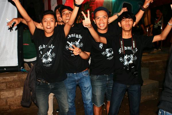 midnightprod_id's tweet photo. MIDNIGHT CREW !!!
Thanks for CSTU FMLY and @IVYROOTS_id http://t.co/fOpCVj89Sz