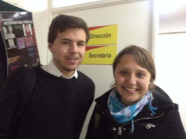 mjrazazi's tweet photo. Estamos entrando a reunión con el dr. Medina con @cotevaldesz y Rai Saavedra @ConectaSalud http://t.co/lspnVHEZvb