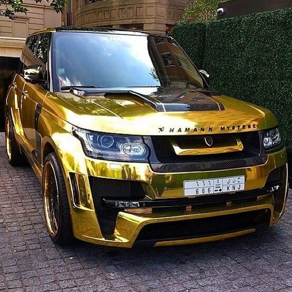 QUE TAL EL CARRITO EN ORO 😳😳😳 #rich #money #billionaireclub #billonairelifestyle #famous #exotic #luxury #jetlife...