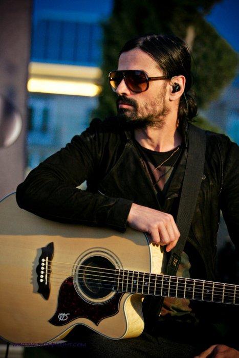 Happy birthday Tomo Milicevic  