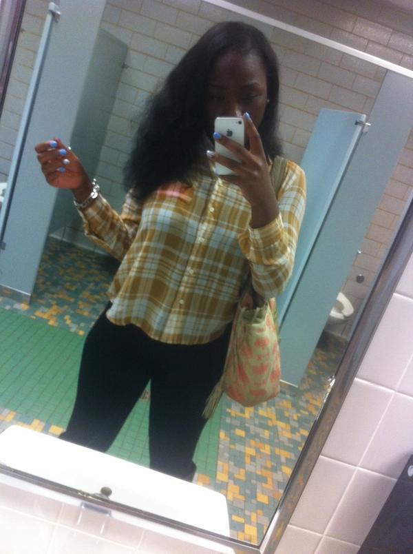 BeenDere_DENtht's tweet photo. 9th -12th grade #stayedthesame http://t.co/lKuKMAPN0P