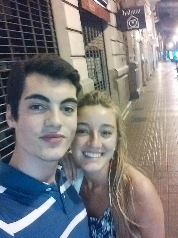 arthurthur96's tweet photo. Después de mas de dos meses, vuelvo a Vlc para pasar la noche con@ana_vilata http://t.co/cdvkW3Zxi8