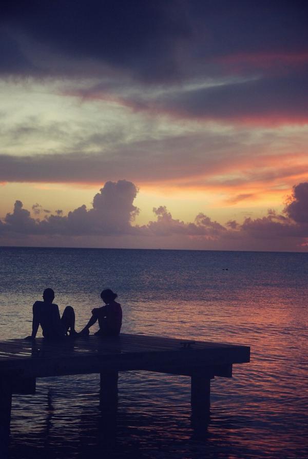 EllenReact's tweet image. a rad date would be