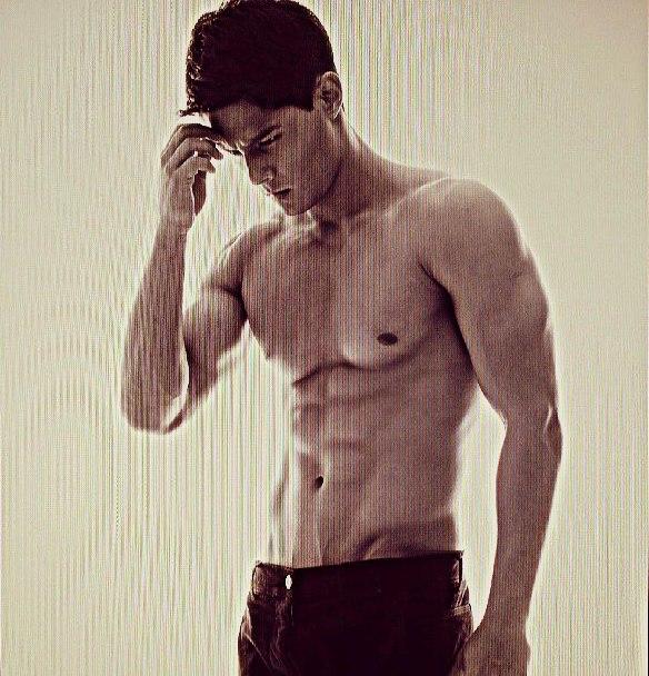 kathencio's tweet photo. "@DanielMBuddies: soooo hooot @dmatsunaga #TeamDaniel #DanielMBuddies #danielmatsunaga http://t.co/44Xhpln96P"