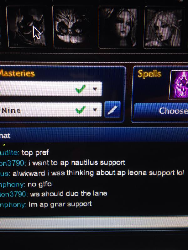 PassiveAmbition's tweet image. I hate people @LeagueProbIems #lolproblems