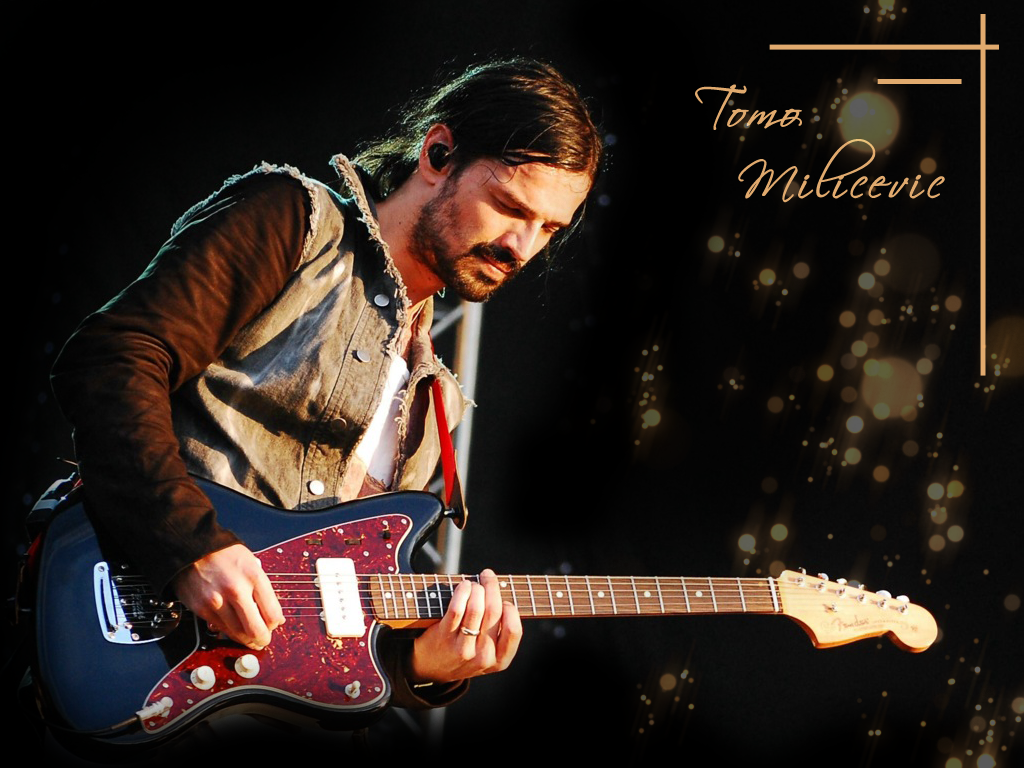 Wah, ternyata Gitaris 30 Seconds to Mars ini lagi berulangtahun. Happy Birthday Tomo Milicevic! 
