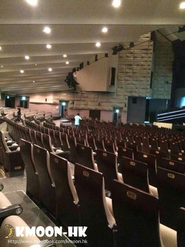 BwlD25fCIAAt7b3.jpg:large