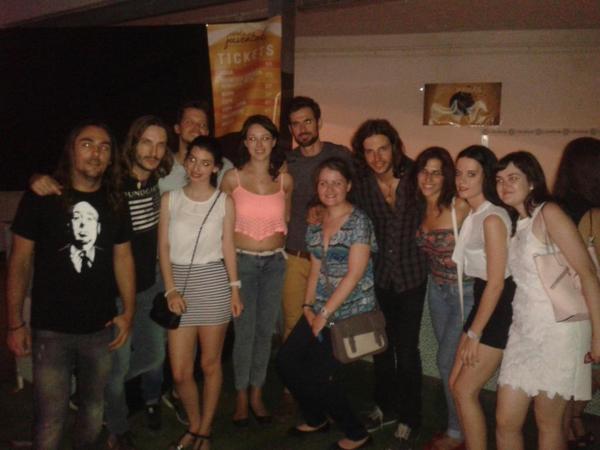 108Mari's tweet photo. @Planeta80_  sin palabras sois increíbles, un concierto de los que ya no hay !! Para quitarse el sombrero :D http://t.co/JEco44WrRZ