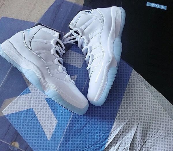 SneakerPics23's tweet photo. December can't come fast enough 🔥 http://t.co/m7HyqfrkhD