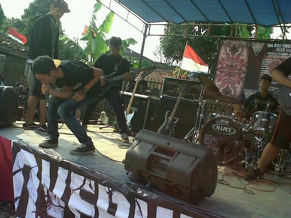 ROTTEN MIND LIVE AT WE ARE SUKABUMI FEST <a href="/Televishit13/">IniNugraha</a>
