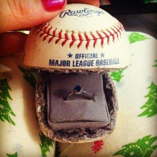 cleatchaser97's tweet image. I want😢😢