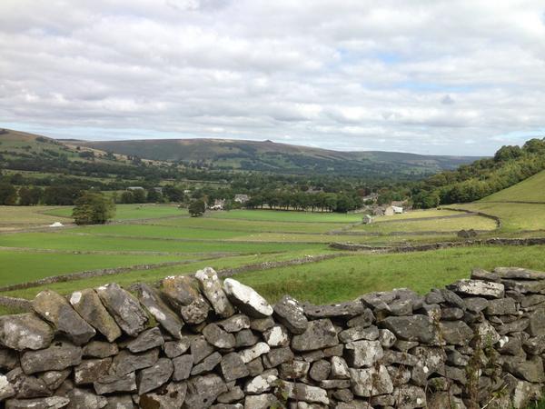 BargateCottage's tweet photo. And what a view it is #lovecastleton http://t.co/5K7H9qrgjs
