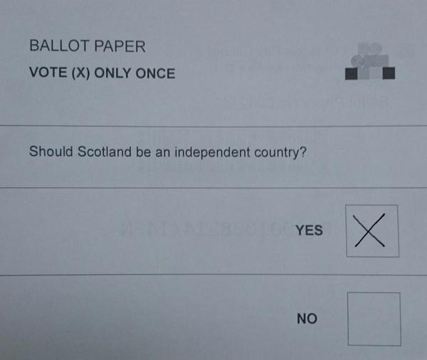Hoopy_Hound_Dug's tweet photo. I dedicate my vote to the young people who will live & prosper in an nuclear free Scotland #DedicateYourVote #VoteYes http://t.co/jAOe1IhQUK