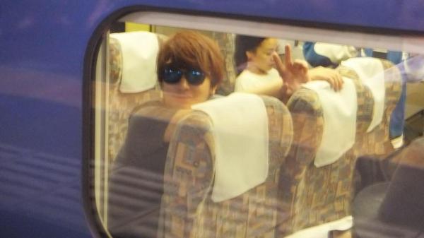 IbuYamagata's tweet photo. セカオワ電車に乗ってる!? http://t.co/gNiT87SZA7