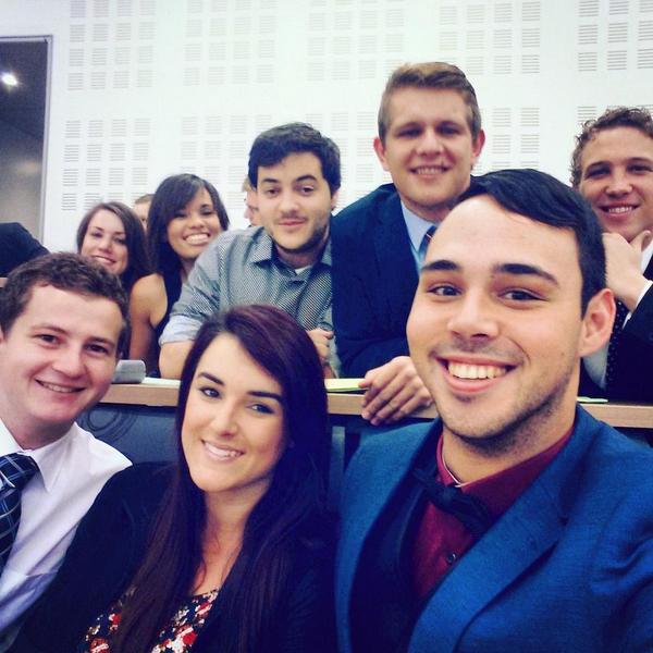 herkied's tweet photo. These are some of the best people you will ever meet! #brekhons #accountants #friends #lastdaysofclass http://t.co/hXRThdjk8G