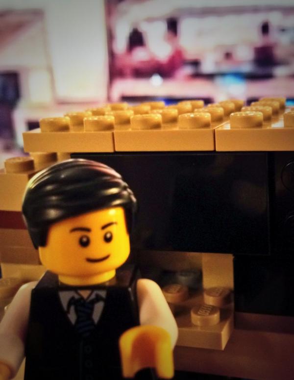 LegoPax's tweet photo. I do like flying @SingaporeAir business class…but I might have had a touch too much Bollinger to focus properly! http://t.co/owZSdFkjvm