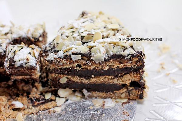 SimonLeong tweet media