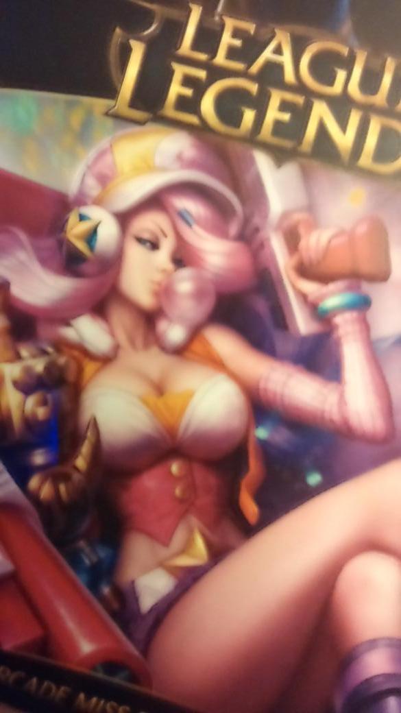 Tinman_VF's tweet photo. #arcademissfortune wants to be with you. she told me. RT for a chance to win, will randomize the winner. all region. http://t.co/RLSxByszuW