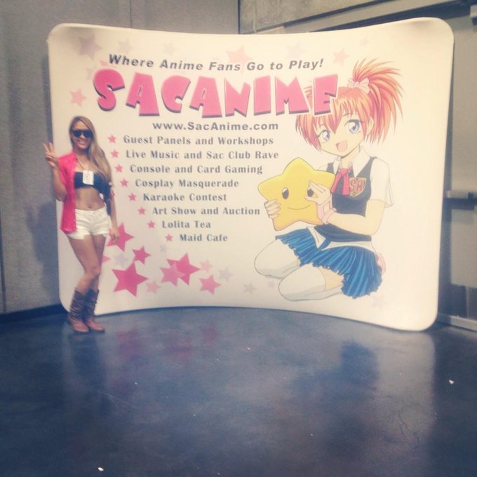 ME as #Michiko at #anime #convention #michiko&amp;hatchin xoxo <3 http://t.co/8lOMVMhIlU<a href="/tag/michiko"class="tags">#Michiko</a><a href="/tag/anime"class="tags">#anime</a><a href="/tag/convention"class="tags">#convention</a><a href="/tag/michiko"class="tags">#michiko</a>