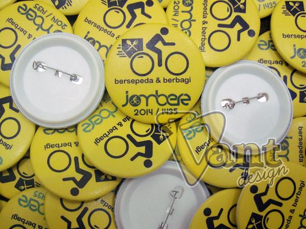 VANTdesign's tweet photo. Pin Bagi Takjil JOMBERS Jombang Bersepeda http://t.co/2jzOow5xLm