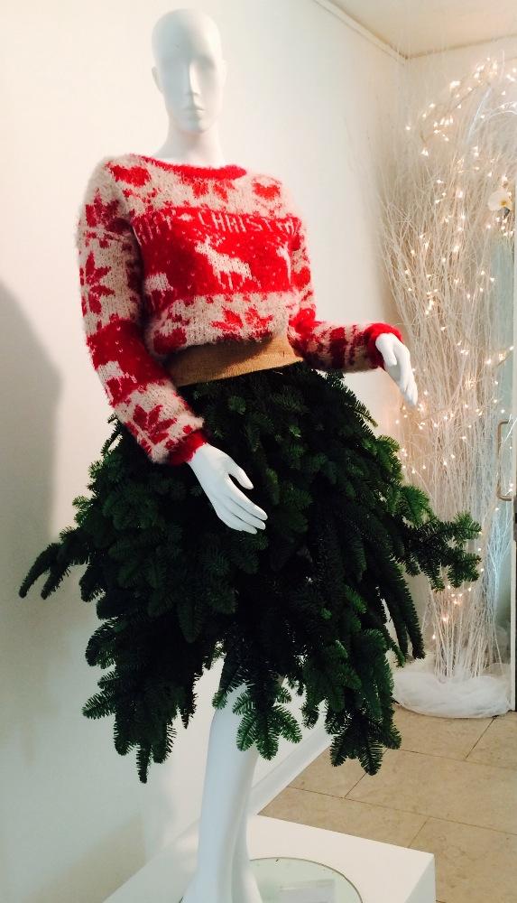EliscaCoelho's tweet image. #treerific outfit sorted for the #xmas do @LeePublicity @Georgeatasda #georgexmas14