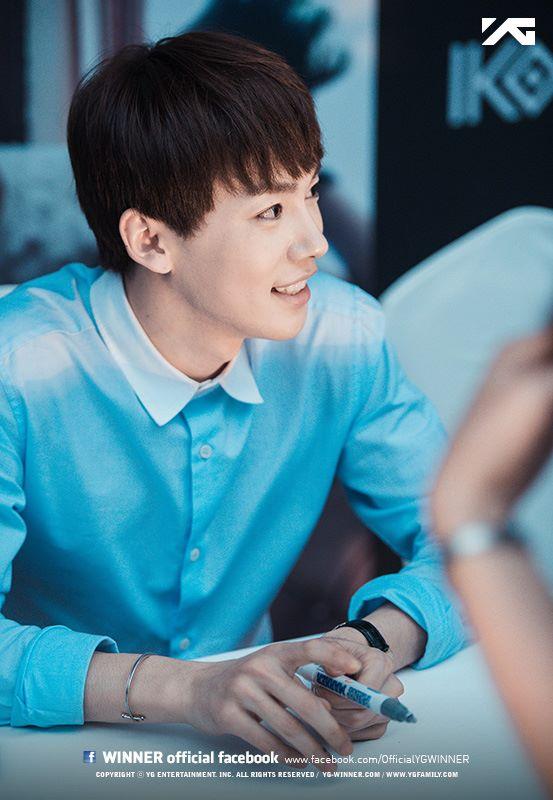 BwmPKdZIMAAFGP_.jpg:large