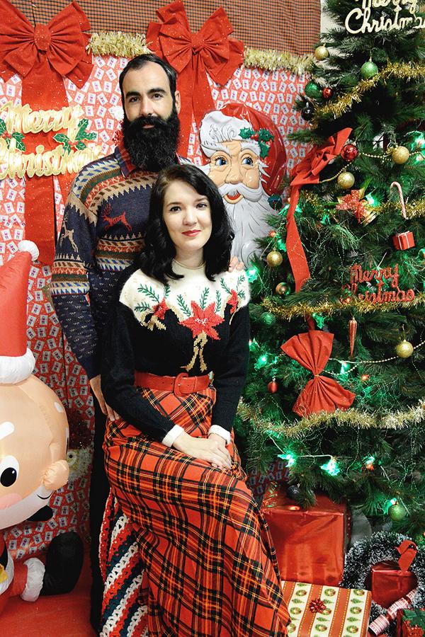 It's our Christmas Press Day today! We're serving <a href="/Babycham/">Babycham</a>! &amp; cookies from <a href="/JulietSear_/">Juliet Sear</a>  #beyondretroxmas