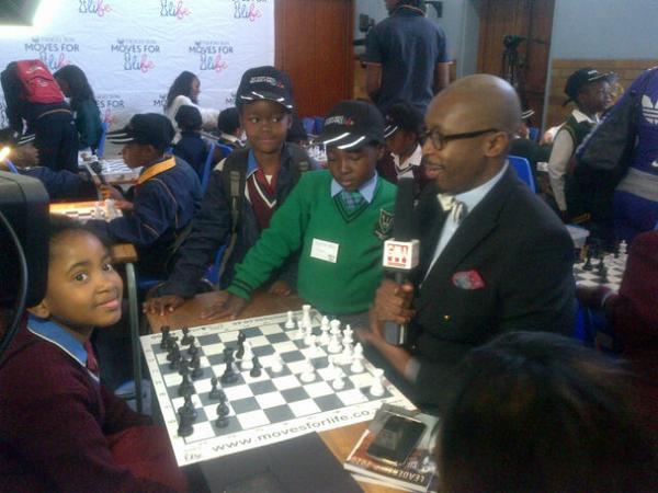 djsbu's tweet photo. RT @KayaMvakwendlu: @djsbu #MovesForLife #Chess #tsogo http://t.co/IAsBtn2Tdu