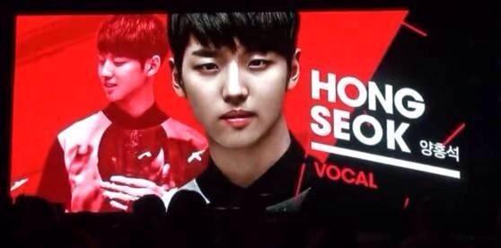 iKON_Global tweet picture