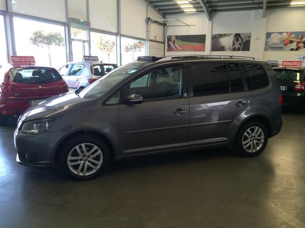 Liderauto1's tweet photo. Volkswagen touran!Año-2011 full equipe.todos los extras.. http://t.co/OhmTombKOb