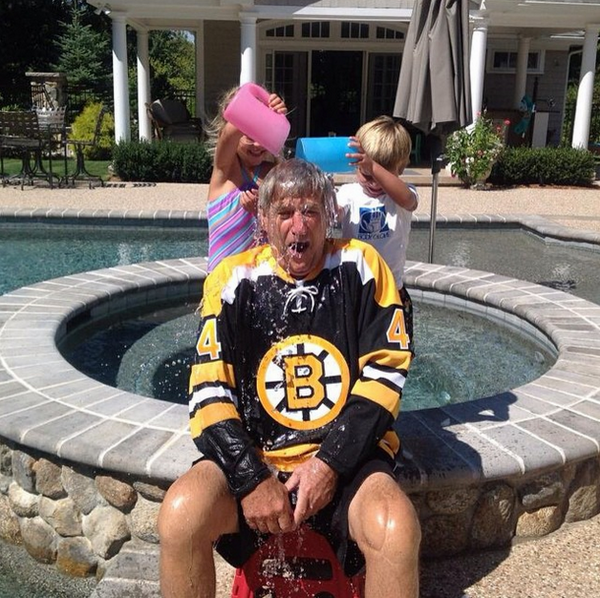 bobby orr knee