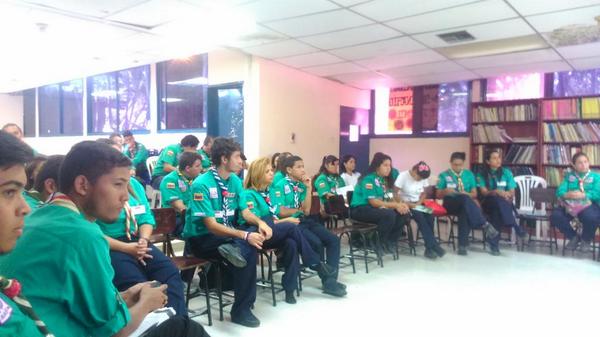 Earthtribeasv's tweet photo. Seminarios de Participacion. Juvenil Región Lara dice Presente http://t.co/fYTJN7BMbC