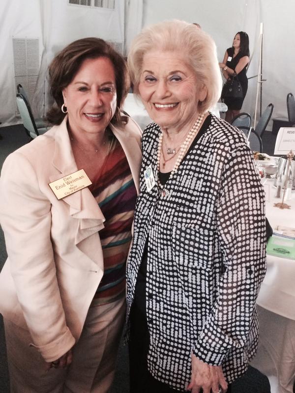 EnidWeisman's tweet photo. With my friend Commissioner Teri Holzberg at the @aventuracouncil's  recent luncheon. #Aventura http://t.co/2yPlQPSMn5